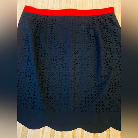 Elegant large navy and red skirt by Pixley with scallop bottom - Picture 2 of 5